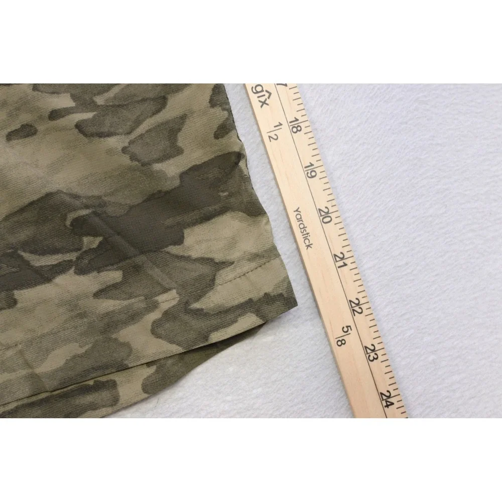 Columbia Cargo Shorts Mens 36 Green Camo Omni-Shade Ripstop Outdoor Excellent